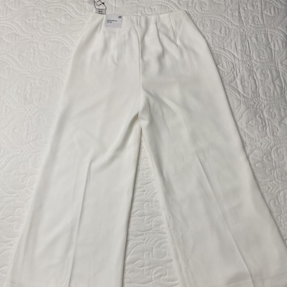 Express Wide Leg High Rise Pant - Picture 2 of 3
